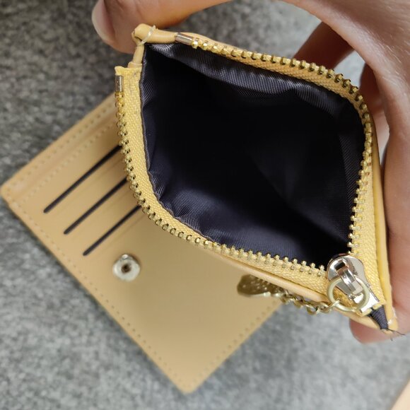 Miniso Women's Bi Fold Wallet Beige Snap Button Closure Elegant Minimalist Style - Picture 5 of 6